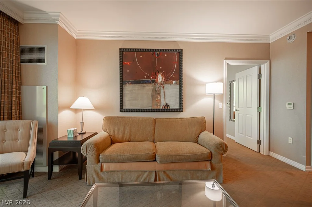 135 Harmon, Las Vegas, NV 89109