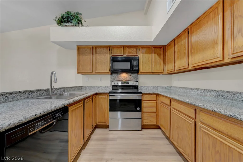 4420 Woodpine, Las Vegas, NV 89119