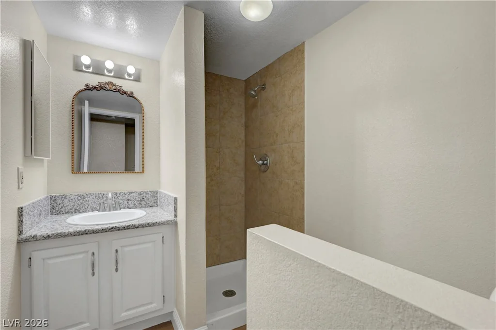 4420 Woodpine, Las Vegas, NV 89119