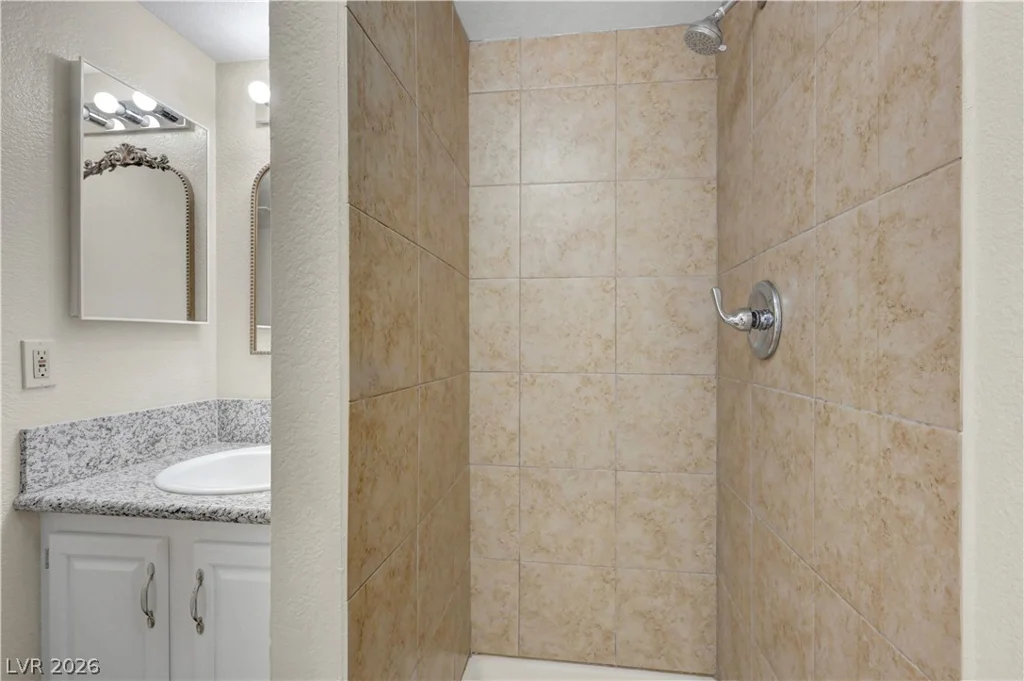 4420 Woodpine, Las Vegas, NV 89119