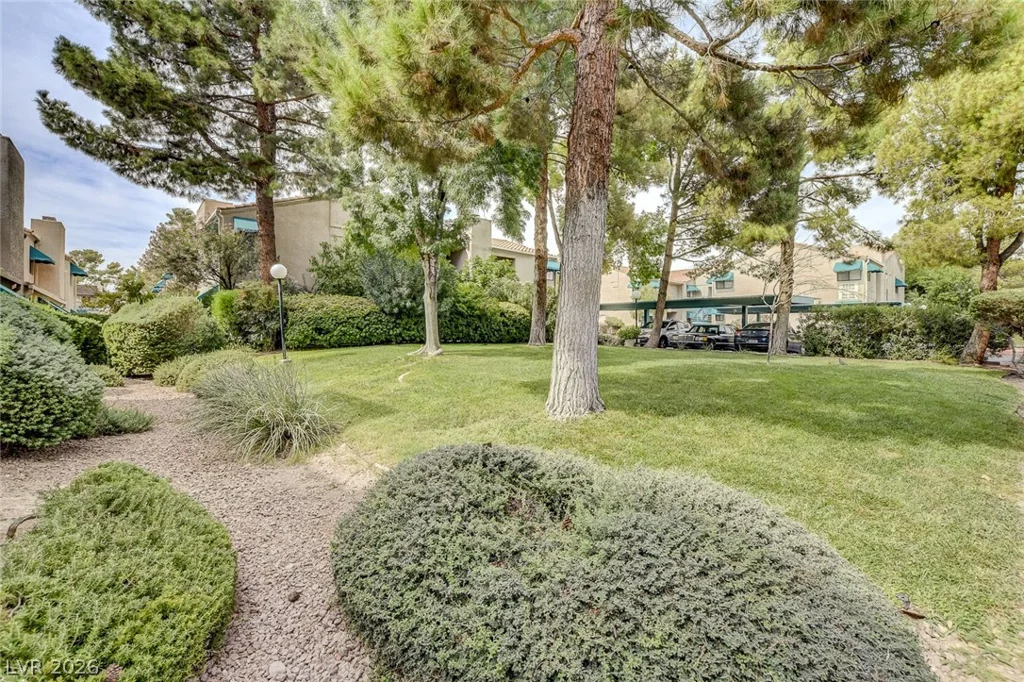 4420 Woodpine, Las Vegas, NV 89119
