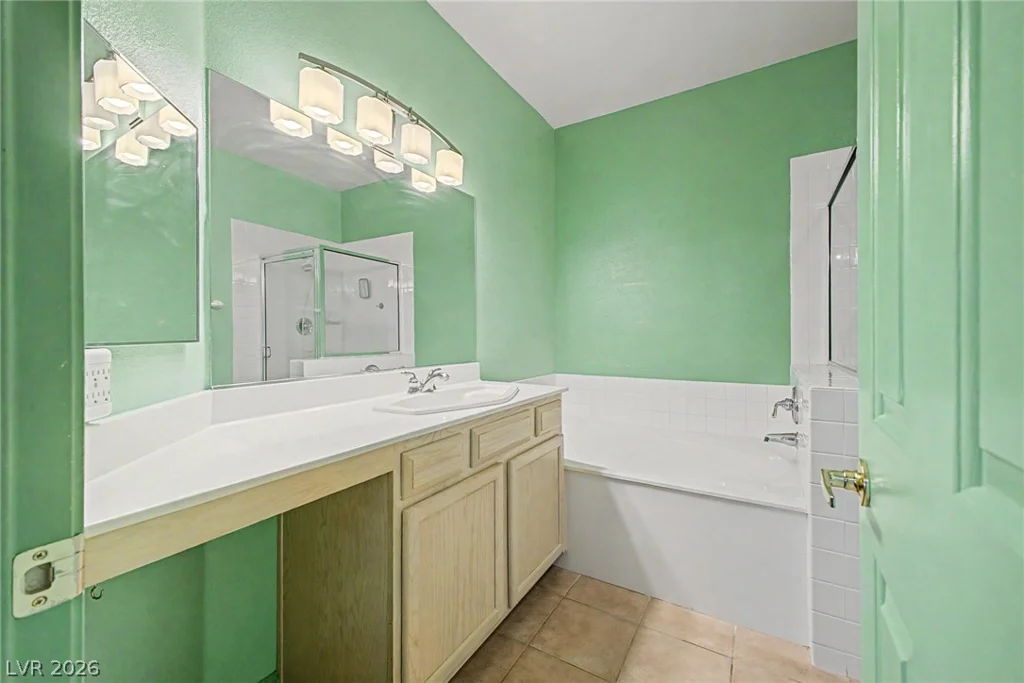 2050 Warm Springs, Henderson, NV 89014