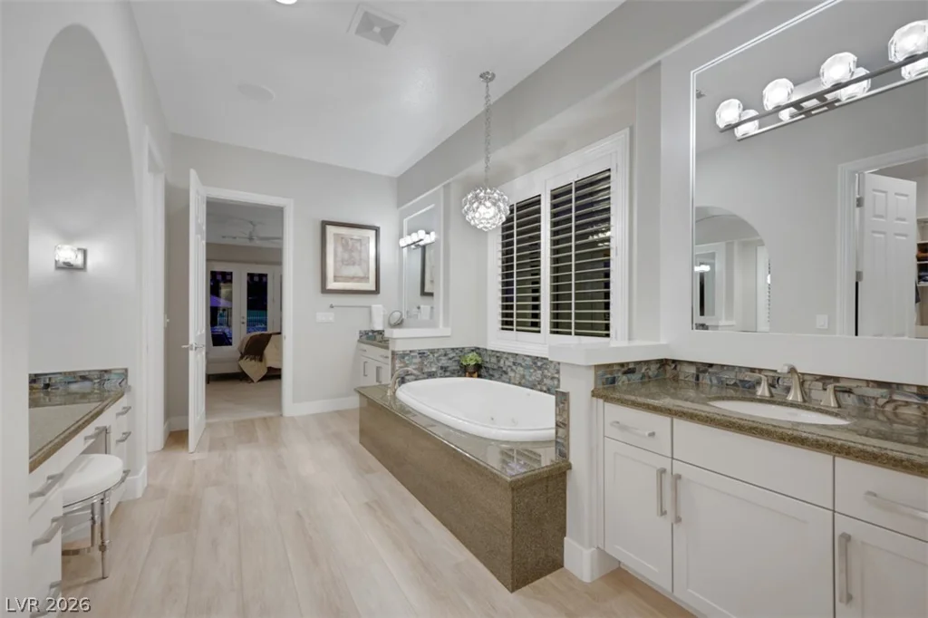 12047 Oakland Hills, Las Vegas, NV 89141