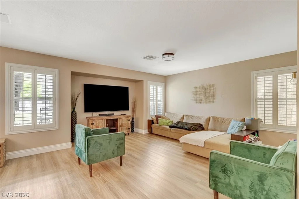 5543 Aleman, Las Vegas, NV 89113