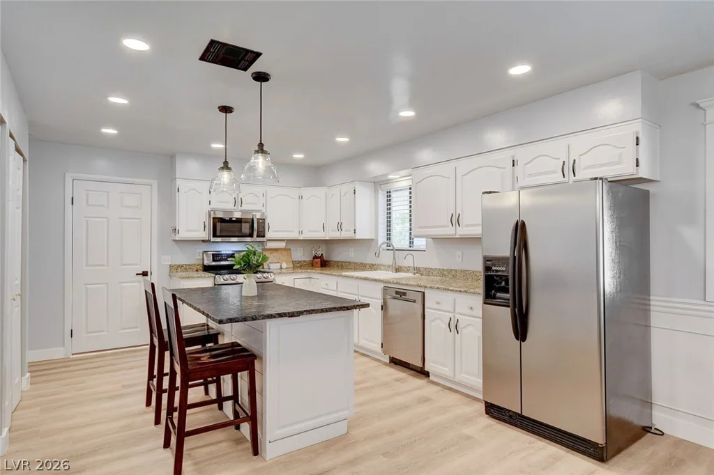 3765 Berkeley, Logandale, NV 89021