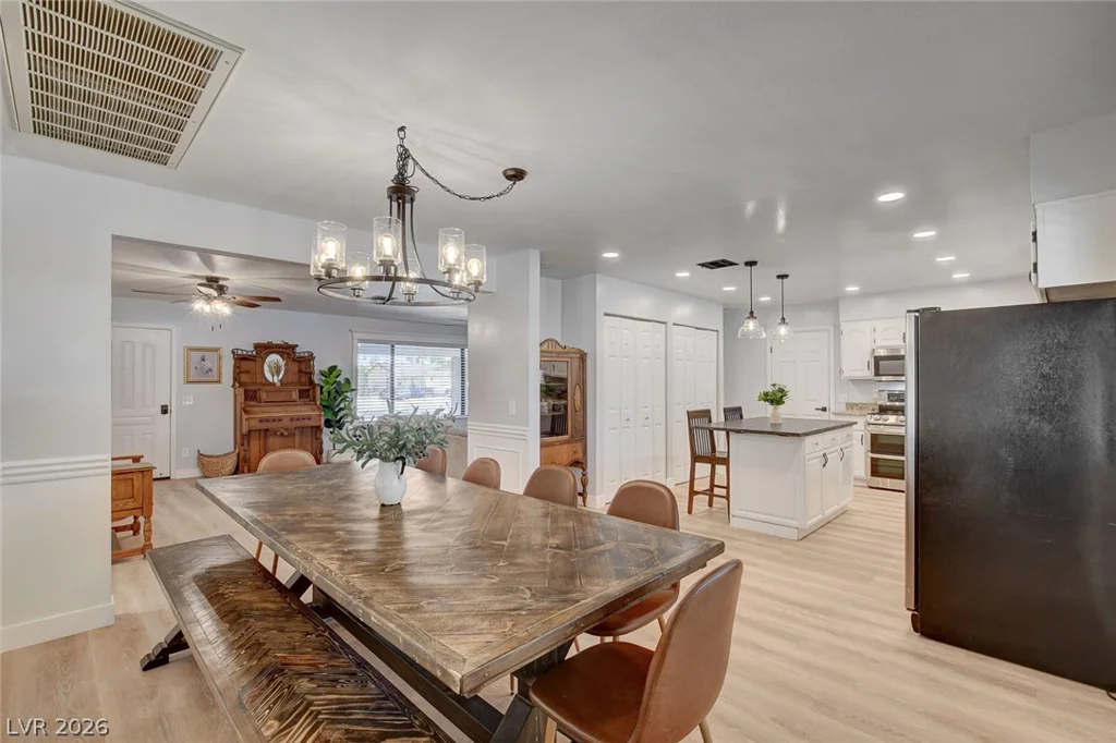 3765 Berkeley, Logandale, NV 89021