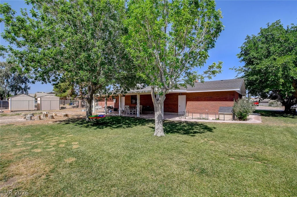 3765 Berkeley, Logandale, NV 89021