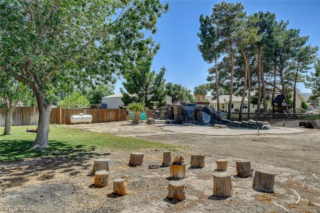 3765 Berkeley, Logandale, NV 89021