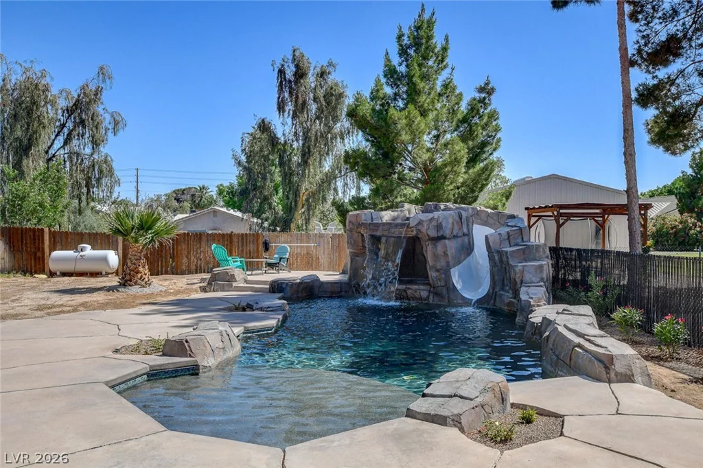 3765 Berkeley, Logandale, NV 89021