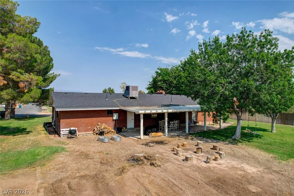 3765 Berkeley, Logandale, NV 89021