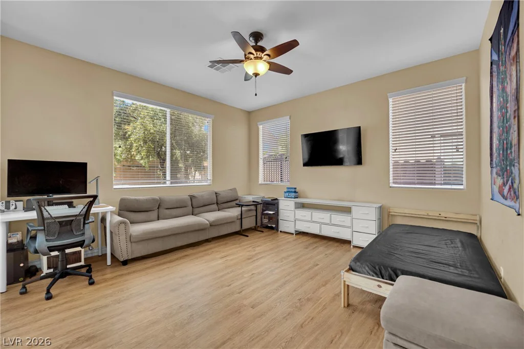 283 Trailing Putt Way, Las Vegas, NV 89148