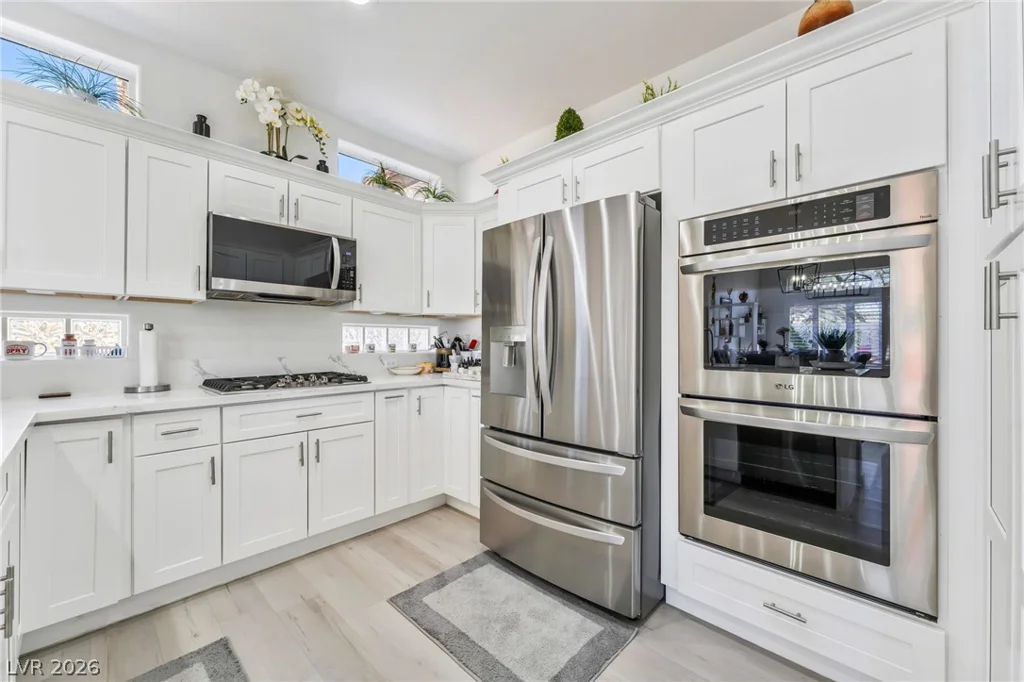 10001 Cresent Creek, Las Vegas, NV 89134