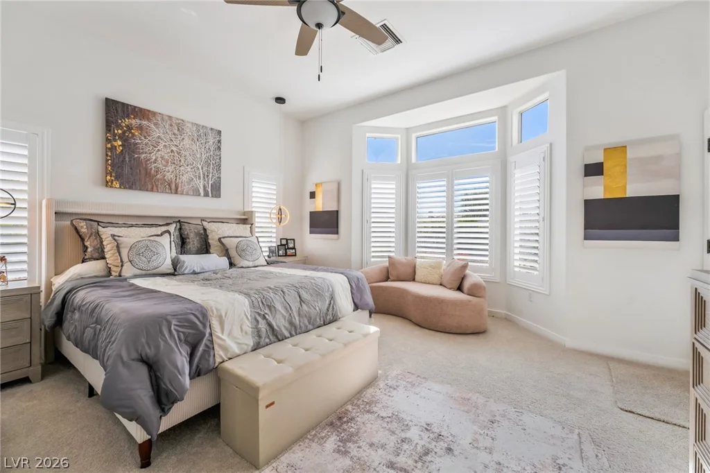 10001 Cresent Creek, Las Vegas, NV 89134