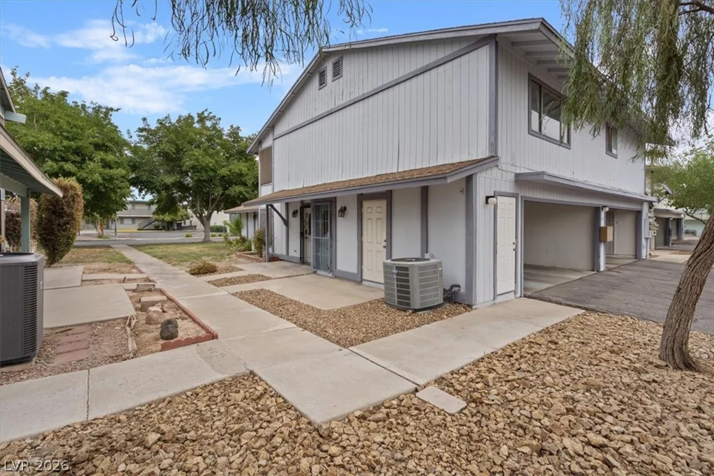 1417 Elizabeth, Las Vegas, NV 89119