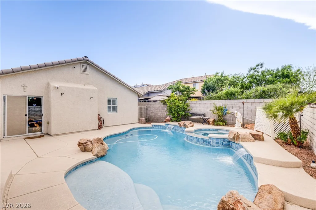 9028 Medicine Wheel, Las Vegas, NV 89143