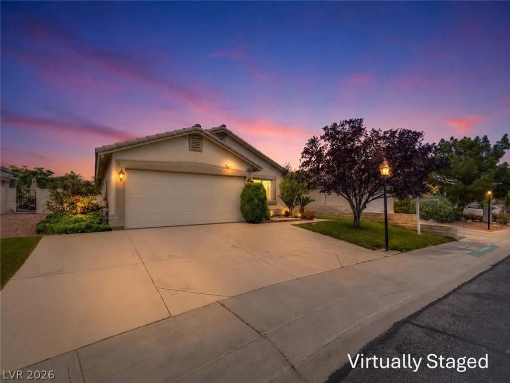 9028 Medicine Wheel, Las Vegas, NV 89143