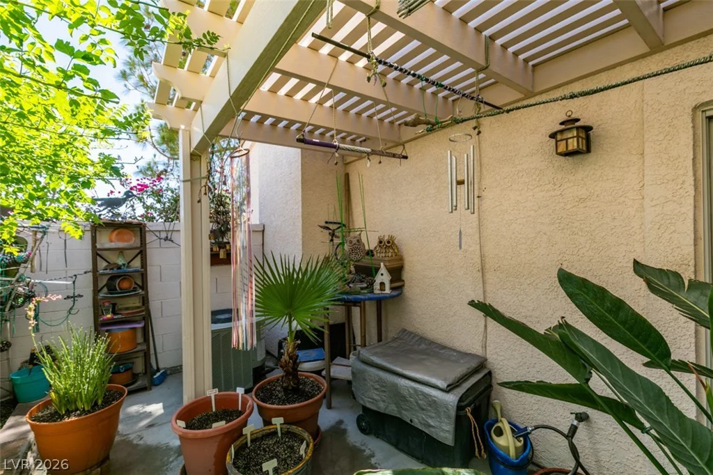 8072 Rochelle, Las Vegas, NV 89147