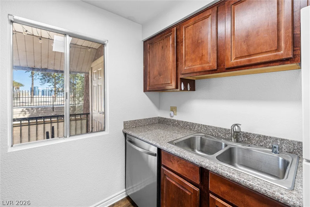 4450 Sandy River, Las Vegas, NV 89103