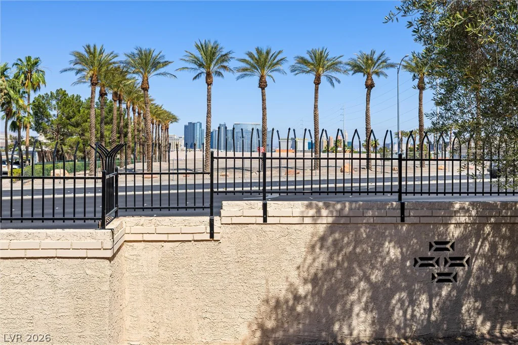 4450 Sandy River, Las Vegas, NV 89103