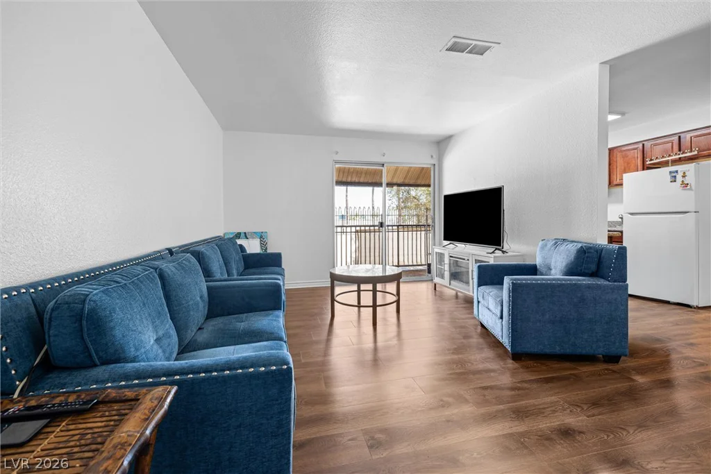 4450 Sandy River, Las Vegas, NV 89103