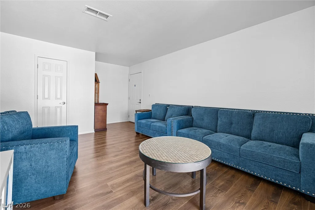 4450 Sandy River, Las Vegas, NV 89103