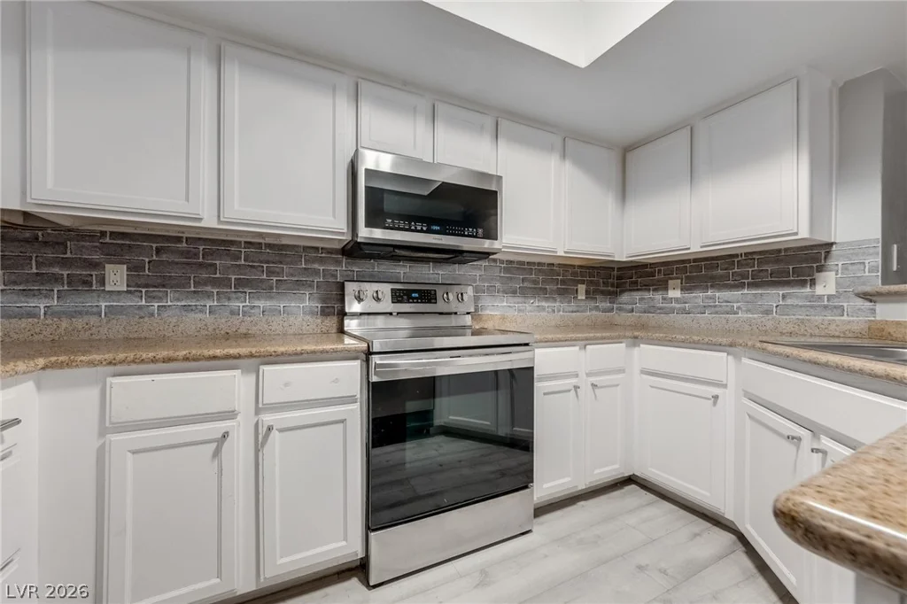 8600 Charleston, Las Vegas, NV 89117