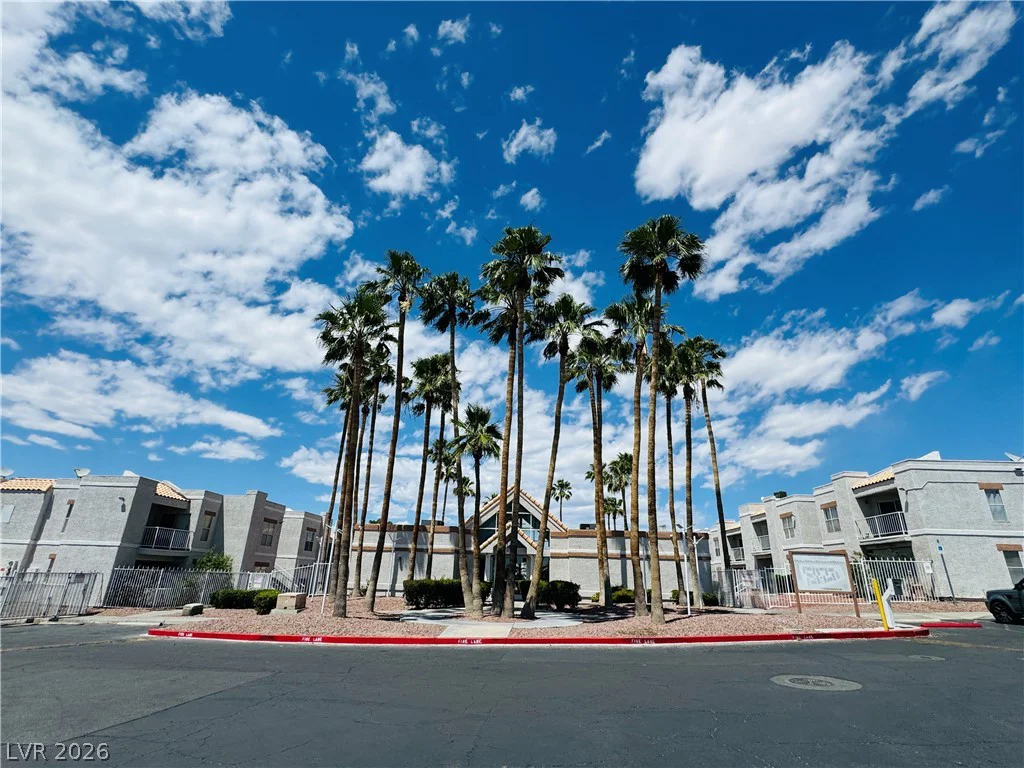 6800 Lake Mead, Las Vegas, NV 89156