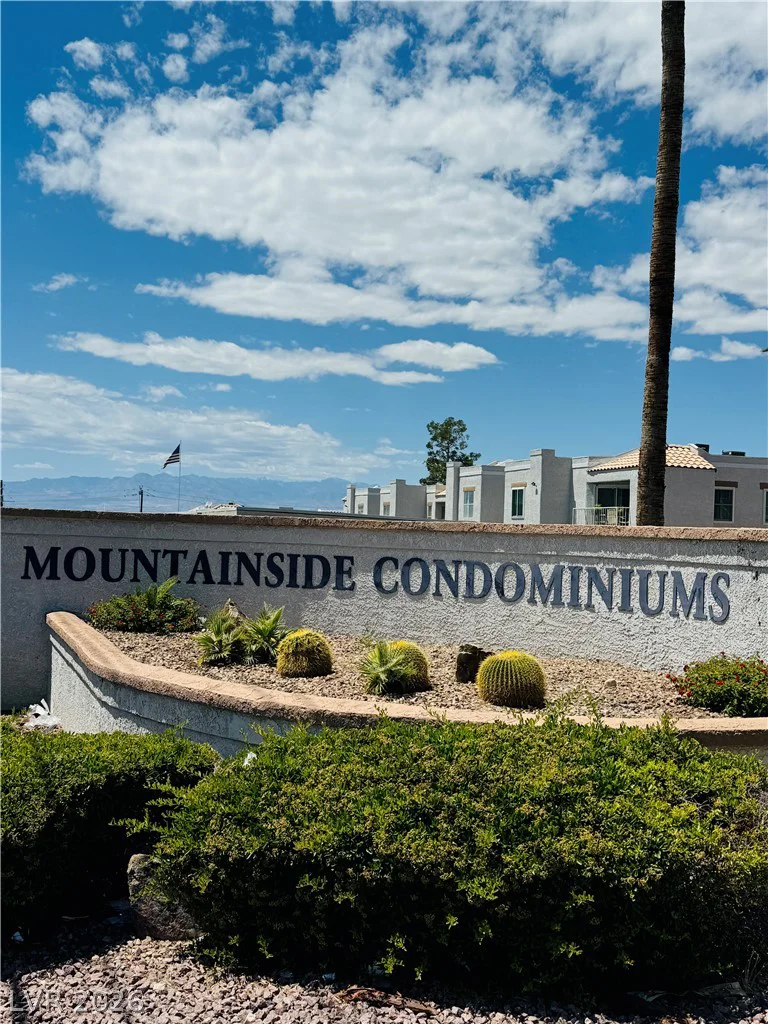 6800 Lake Mead, Las Vegas, NV 89156