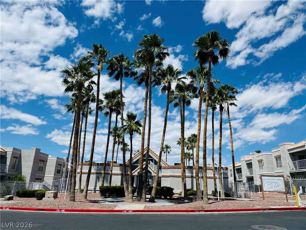6800 Lake Mead, Las Vegas, NV 89156
