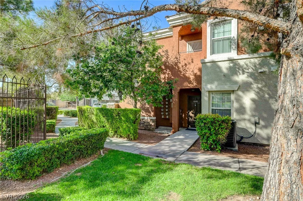 9303 Gilcrease, Las Vegas, NV 89149