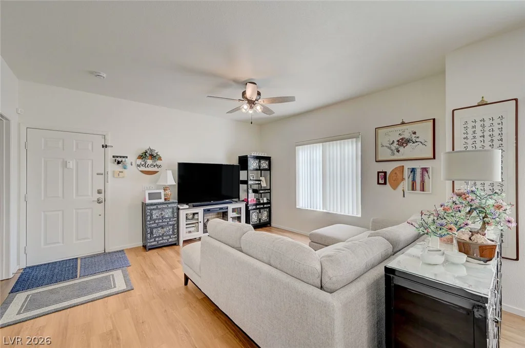 9303 Gilcrease, Las Vegas, NV 89149