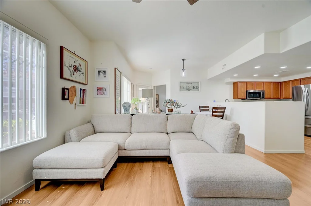 9303 Gilcrease, Las Vegas, NV 89149