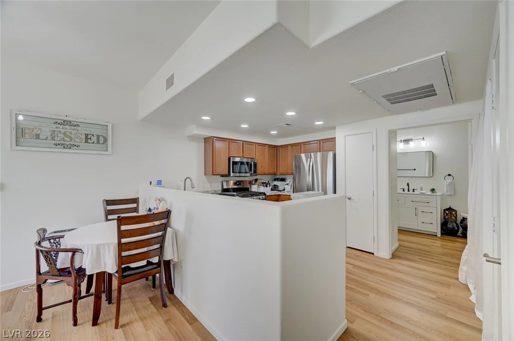 9303 Gilcrease, Las Vegas, NV 89149