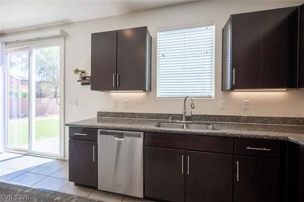5856 Brown Tree, North Las Vegas, NV 89081