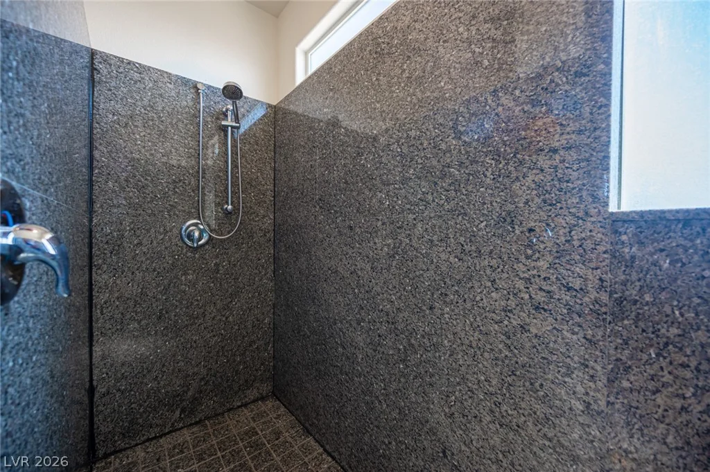 5856 Brown Tree, North Las Vegas, NV 89081