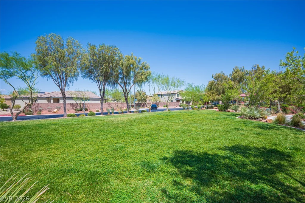 5856 Brown Tree, North Las Vegas, NV 89081