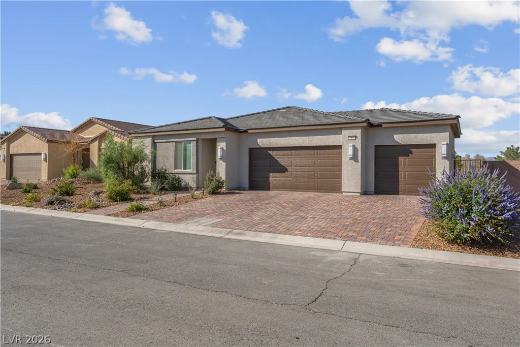 5357 Eleganza, Pahrump, NV 89061