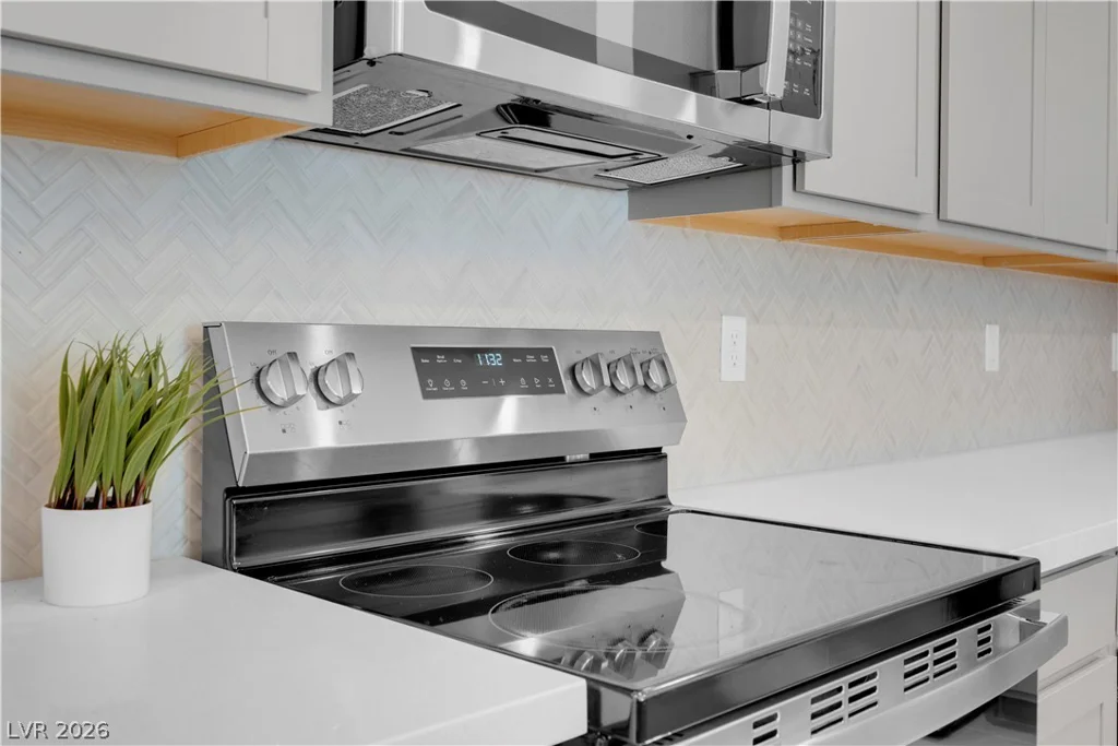 5357 Eleganza, Pahrump, NV 89061