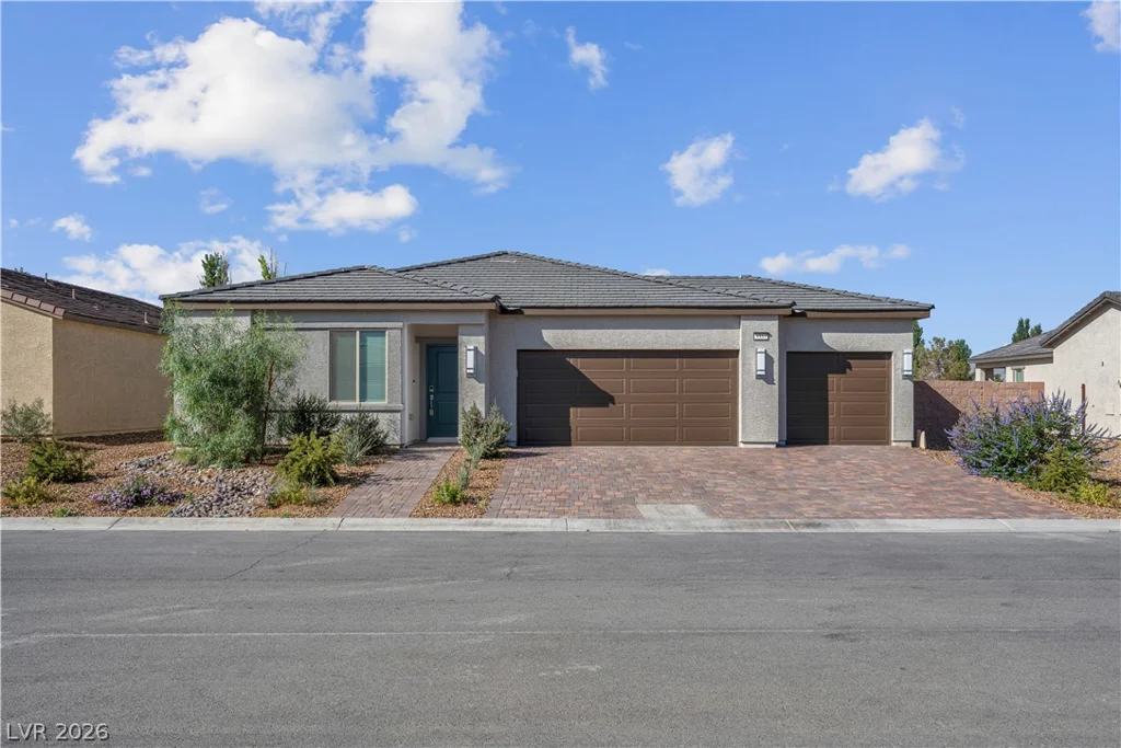 5357 Eleganza, Pahrump, NV 89061