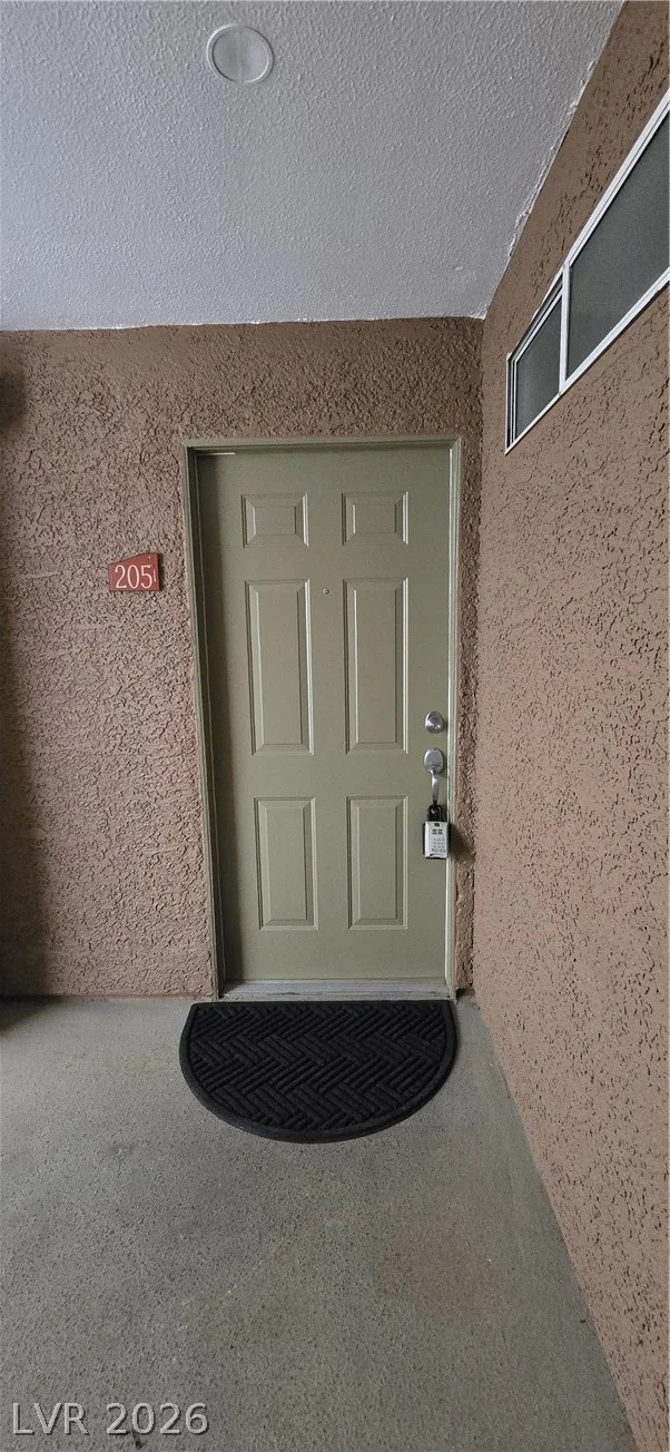 2121 Sealion, Las Vegas, NV 89128
