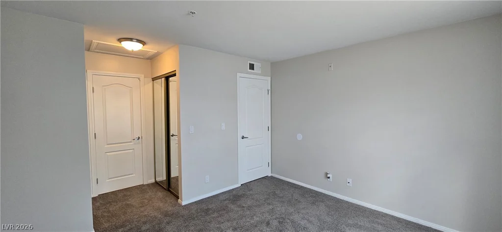 2121 Sealion, Las Vegas, NV 89128