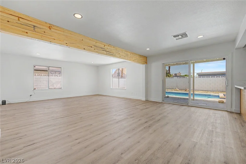3305 Irv Marcus, Las Vegas, NV 89108