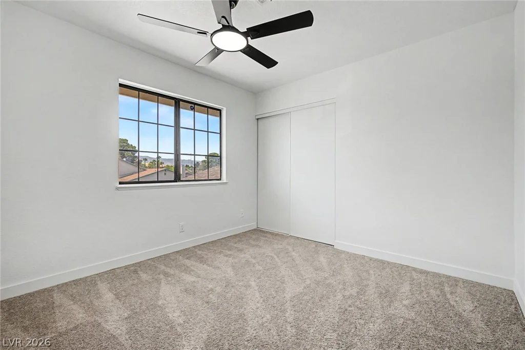 3305 Irv Marcus, Las Vegas, NV 89108