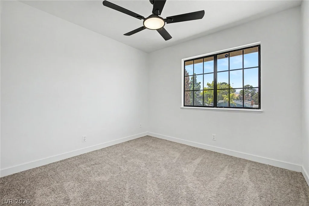 3305 Irv Marcus, Las Vegas, NV 89108