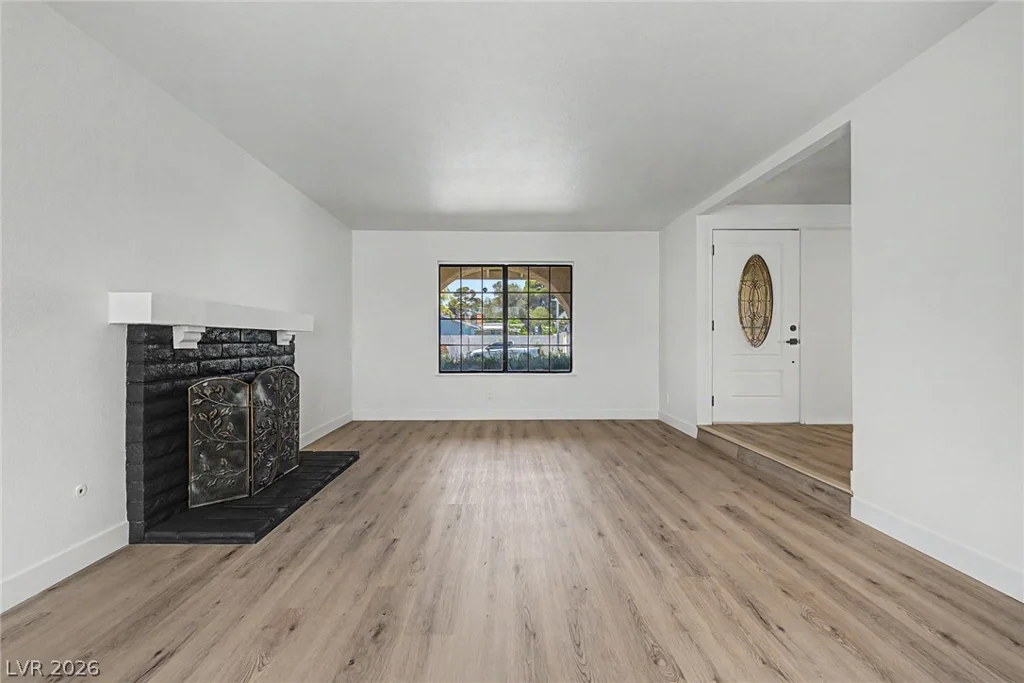 3305 Irv Marcus, Las Vegas, NV 89108