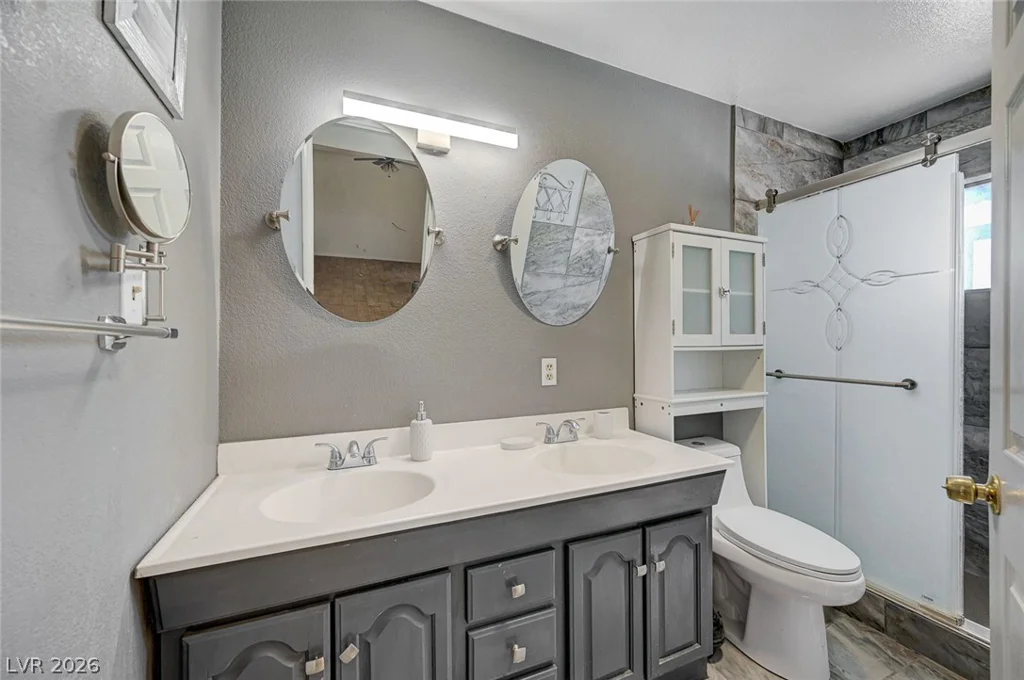 1555 Bledsoe, Las Vegas, NV 89110