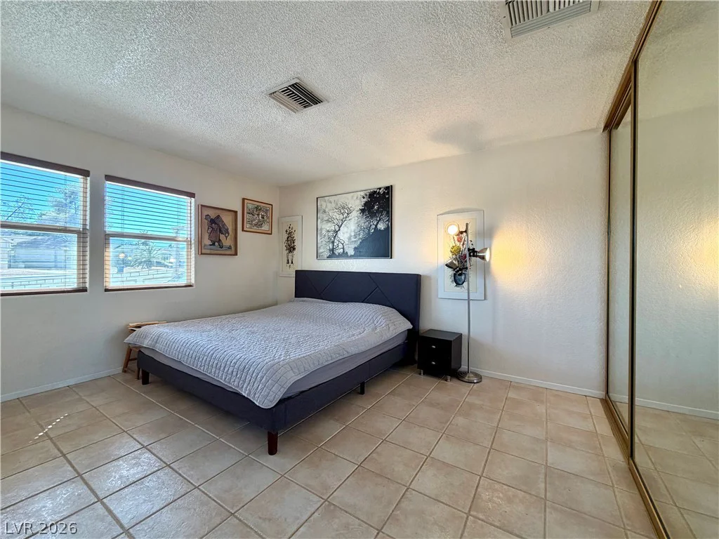 6752 Arroyo, Las Vegas, NV 89103