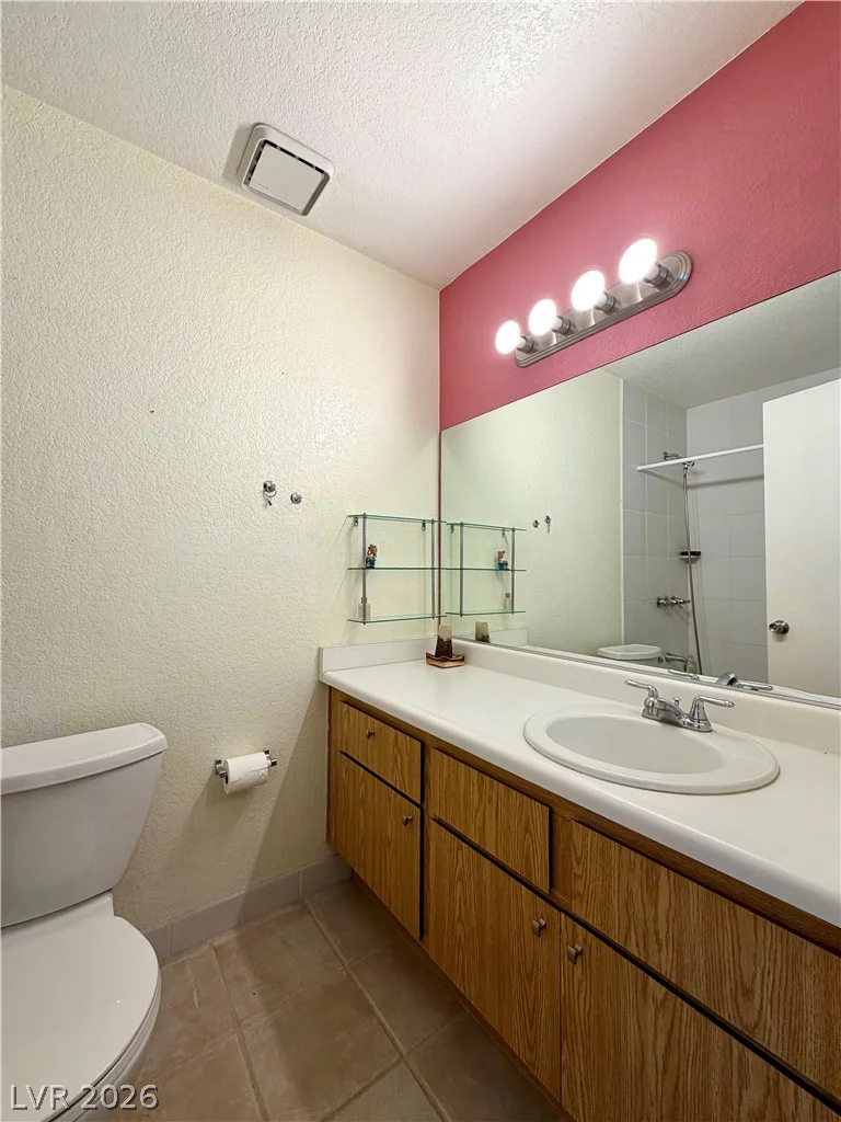 6752 Arroyo, Las Vegas, NV 89103