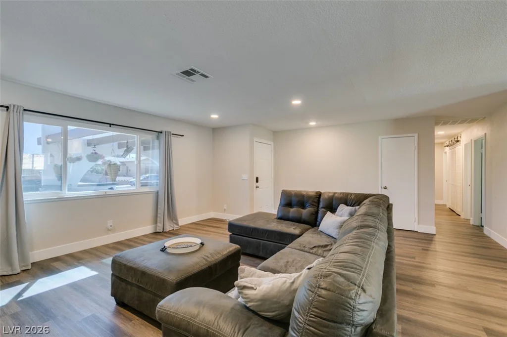 637 Valley View, Henderson, NV 89002