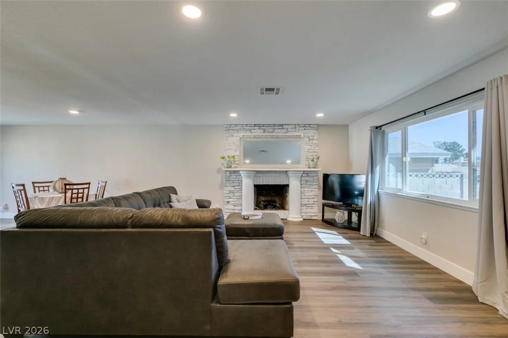 637 Valley View, Henderson, NV 89002